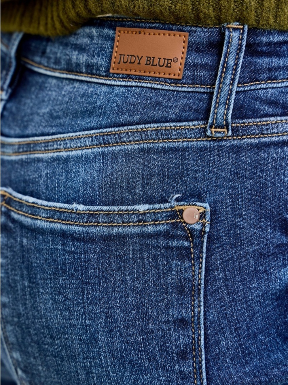 NWOT Judy Blue Addison Mid Rise Classic Cuffed Boyfriend Jeans Sz 7/28 - Picture 6 of 13
